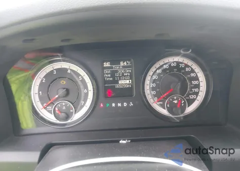 2016 Ram 1500 Big Horn z USA, uszkodzony, nr VIN 1C6RR7GT2GS231719